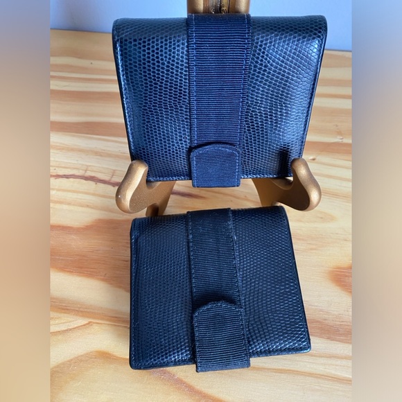 Bundle Authentic Salvatore Ferragamo compact wallet - Picture 12 of 12